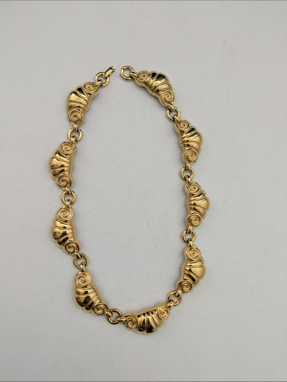 Vintage Alfred Sung Gold Plated Sculpted Link Necklace - Women Jewelry